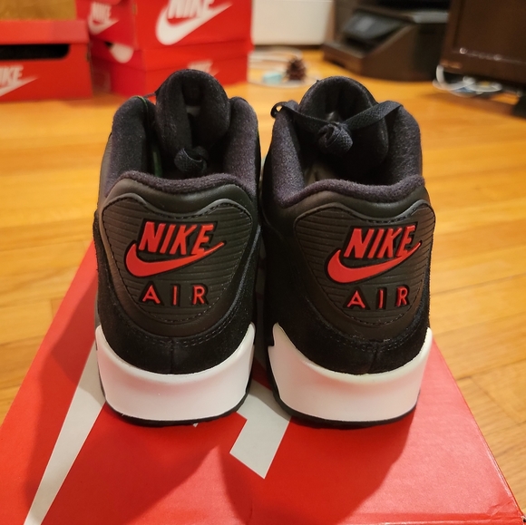 Footware - Picture 8 of 9